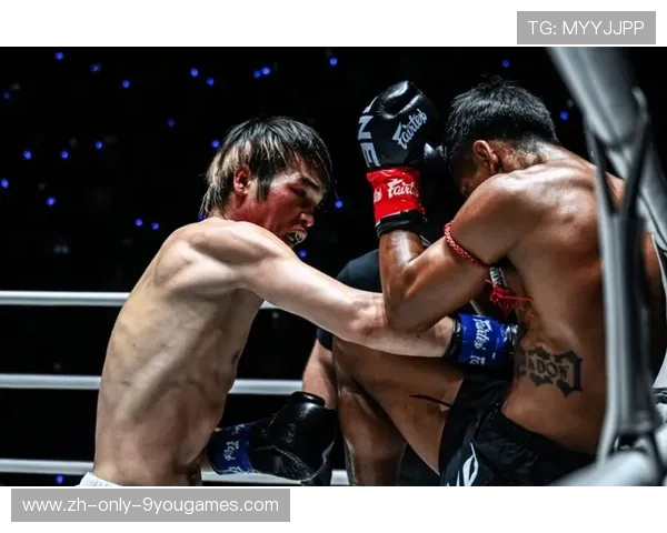 UFC重拳威震天下，击倒对手的瞬间你绝不能错过